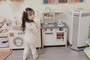 Máy lọc không khí bảo vệ hệ hô hấp của trẻ_1